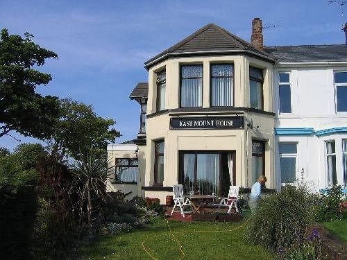 East Mount House Hotel Barrow-in-Furness ภายนอก รูปภาพ