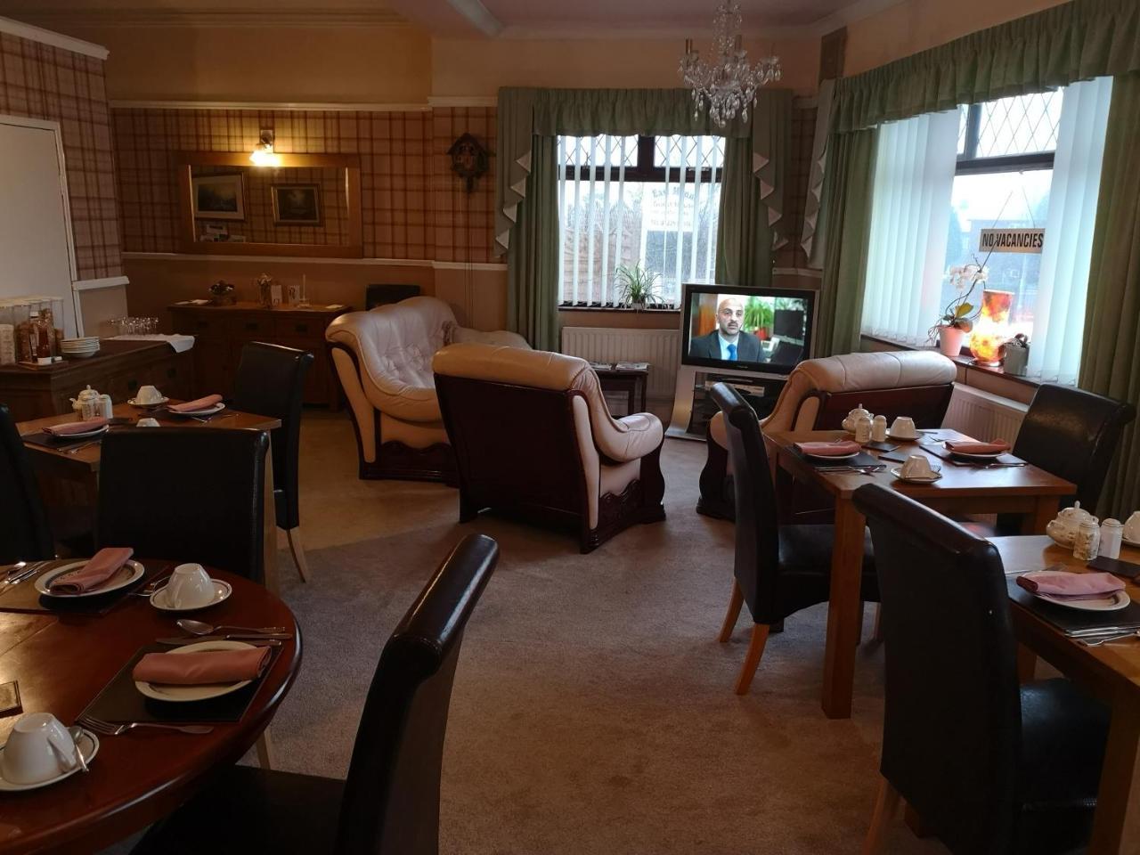 East Mount House Hotel Barrow-in-Furness ภายนอก รูปภาพ